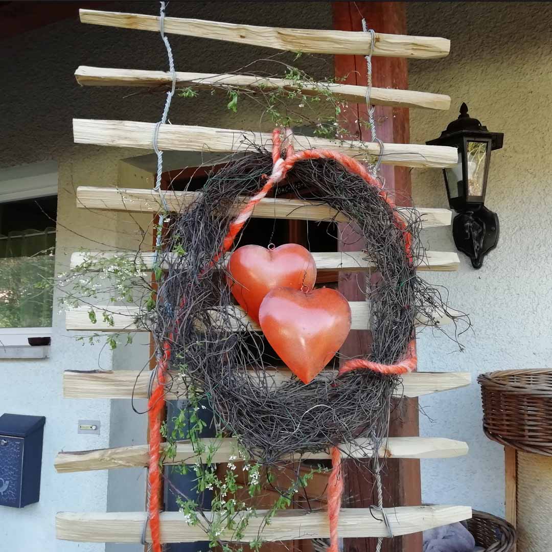 Holzdeko mit Staketenzaun Kastanie | Kreative Gartengestaltungsideen