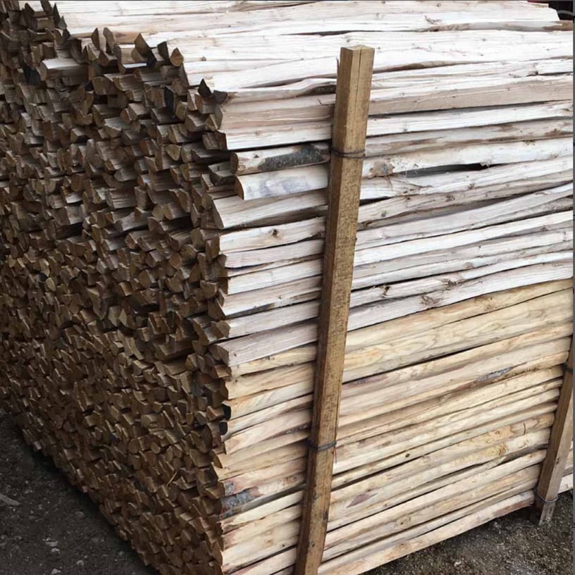 Einzelstaketen Kastanie 150 cm – gespalten
