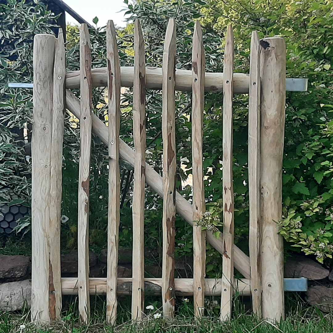 Staketenzauntor Rundbogen