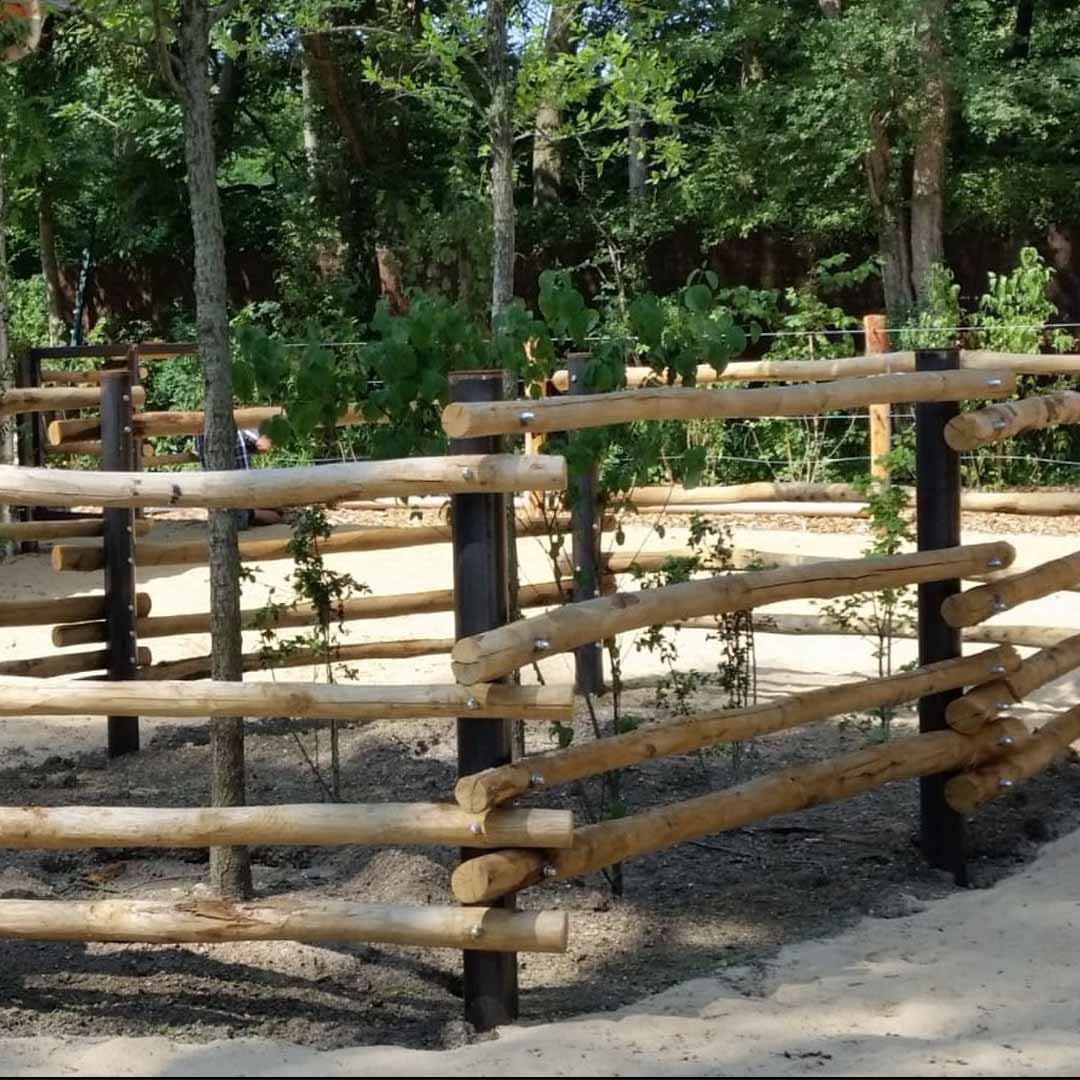 Weidezaun aus Naturholz | Stabile und langlebige Holzzäune